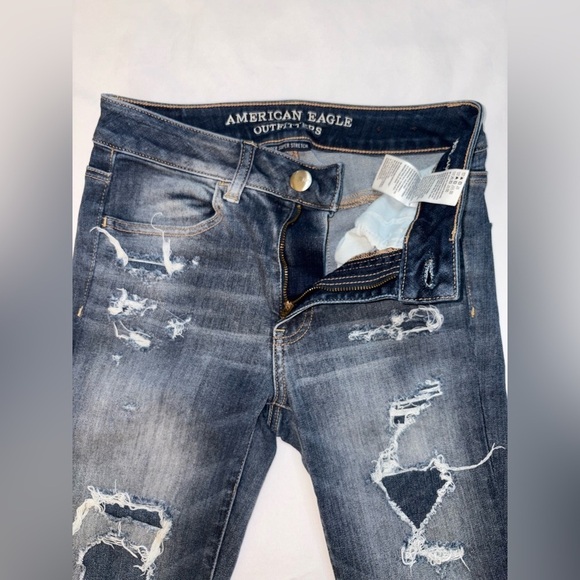 American Eagle Size 2 Dark Wash Distressed Hi Rise Skinny Jegging Jeans - Picture 6 of 9